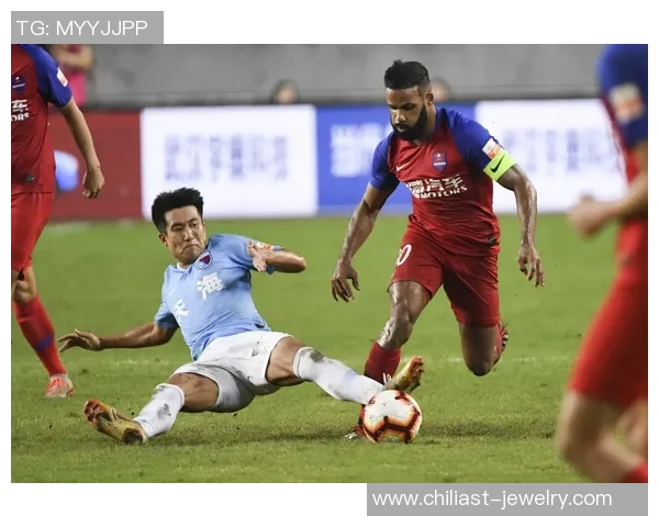 重庆斯威足球崛起之路：从青涩起步到职业联赛的辉煌蜕变